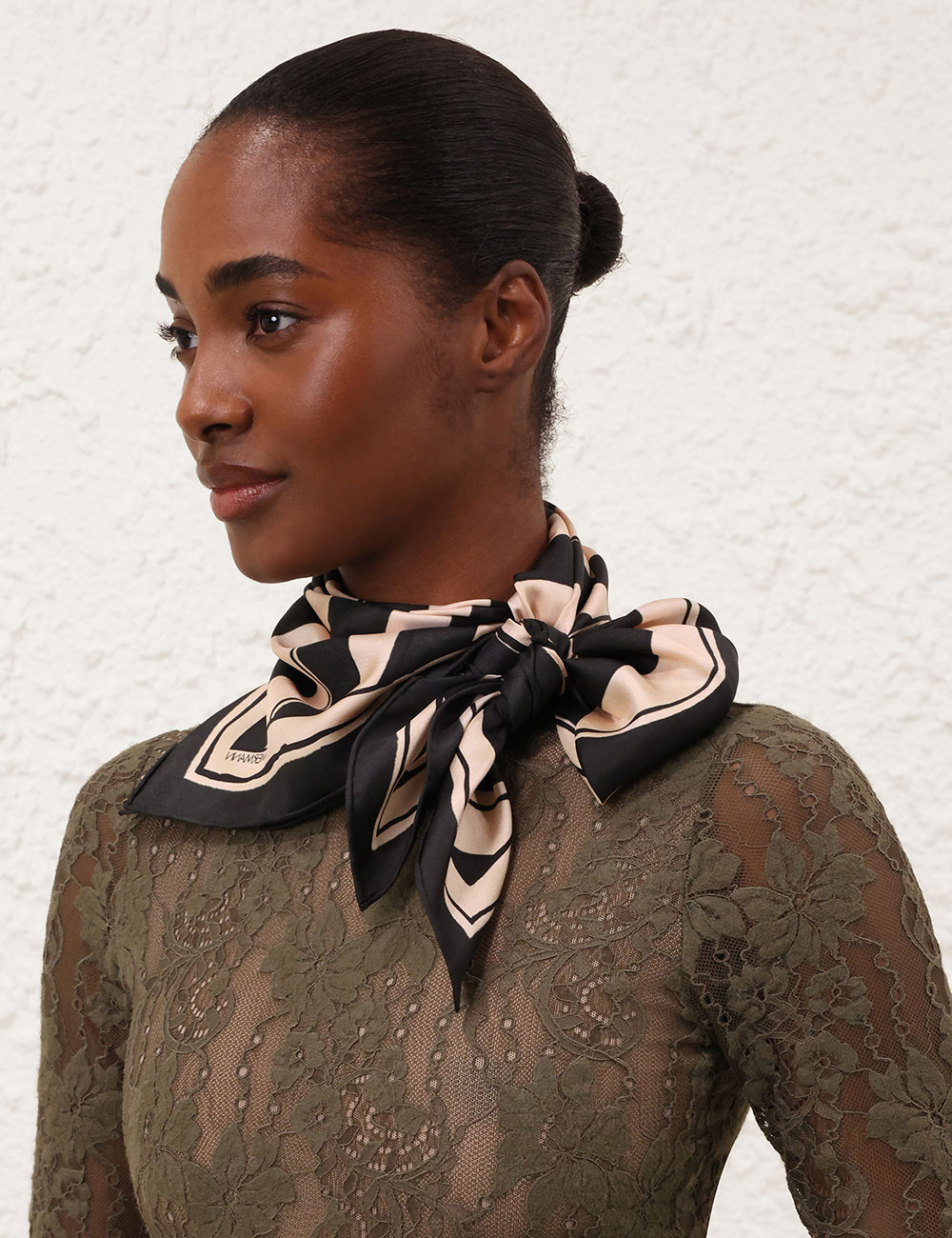 Cuadrado de Seda Estampado 90