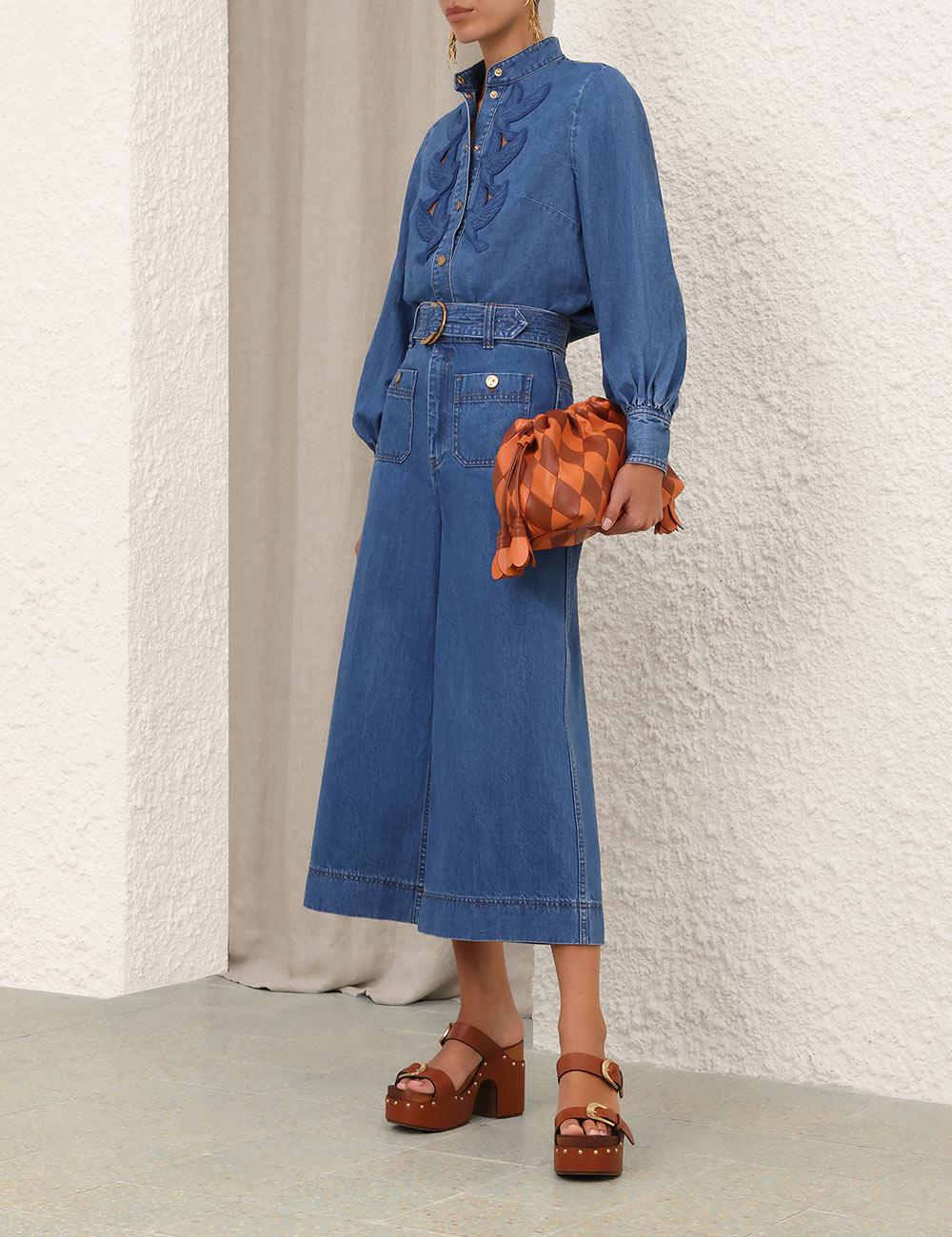 Camisa de Denim con Aplicaciones