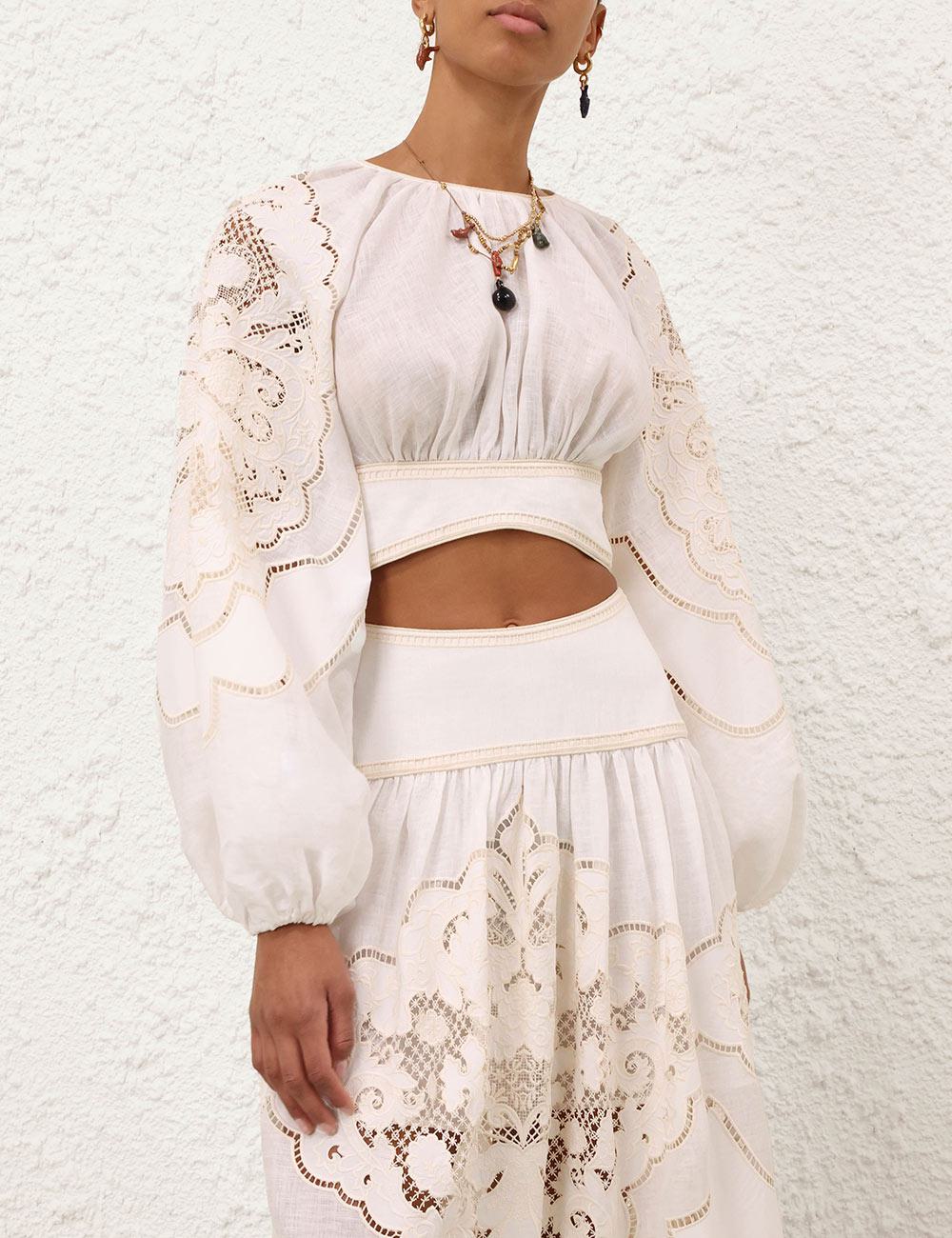Bodice con bordado de luz diurna