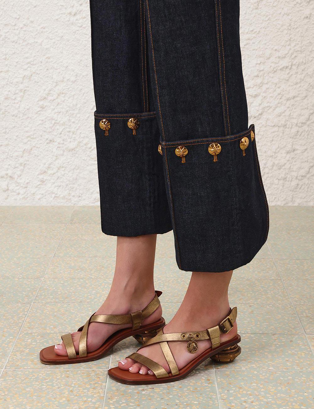 Sandal Trove 40