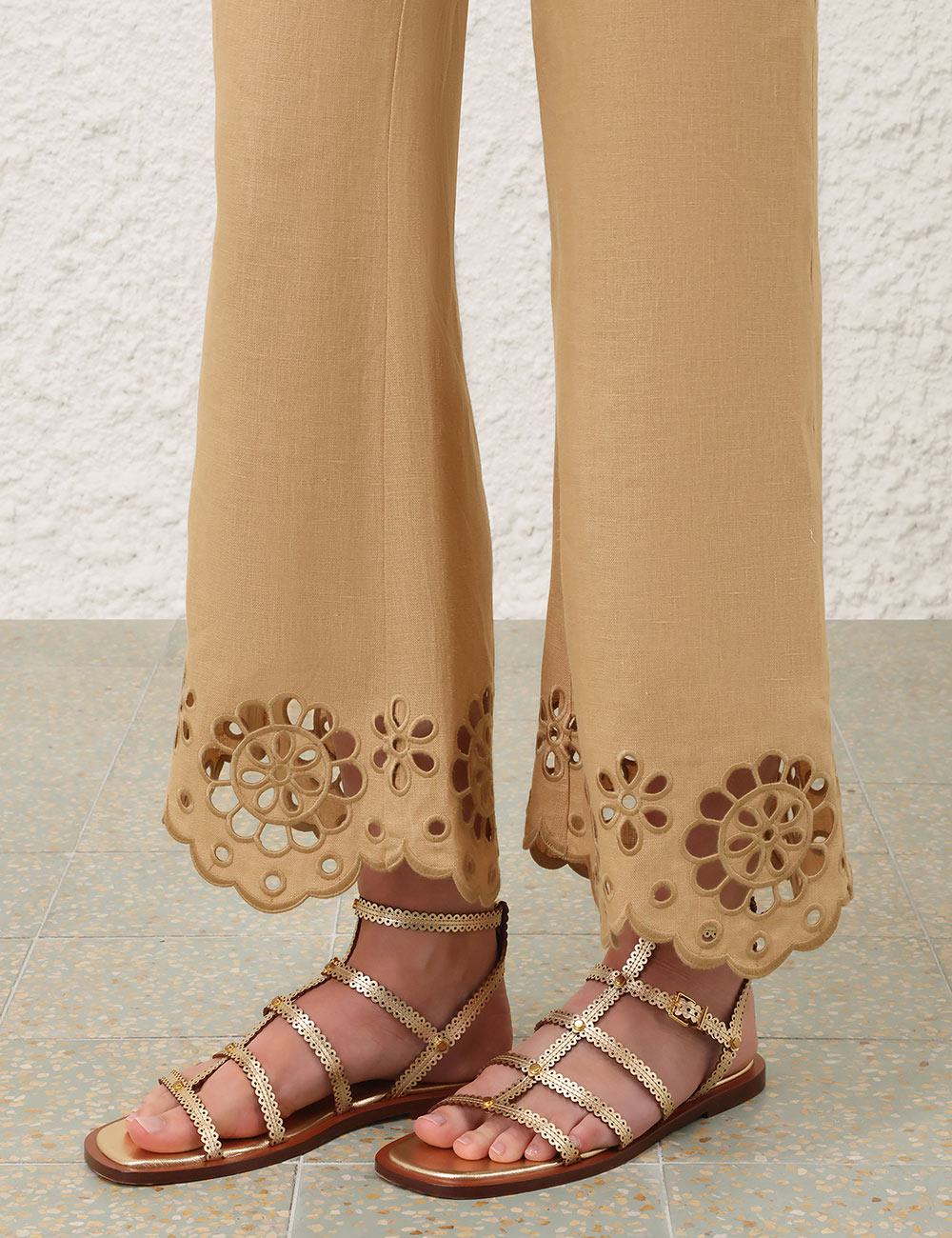 Sandal Goldie