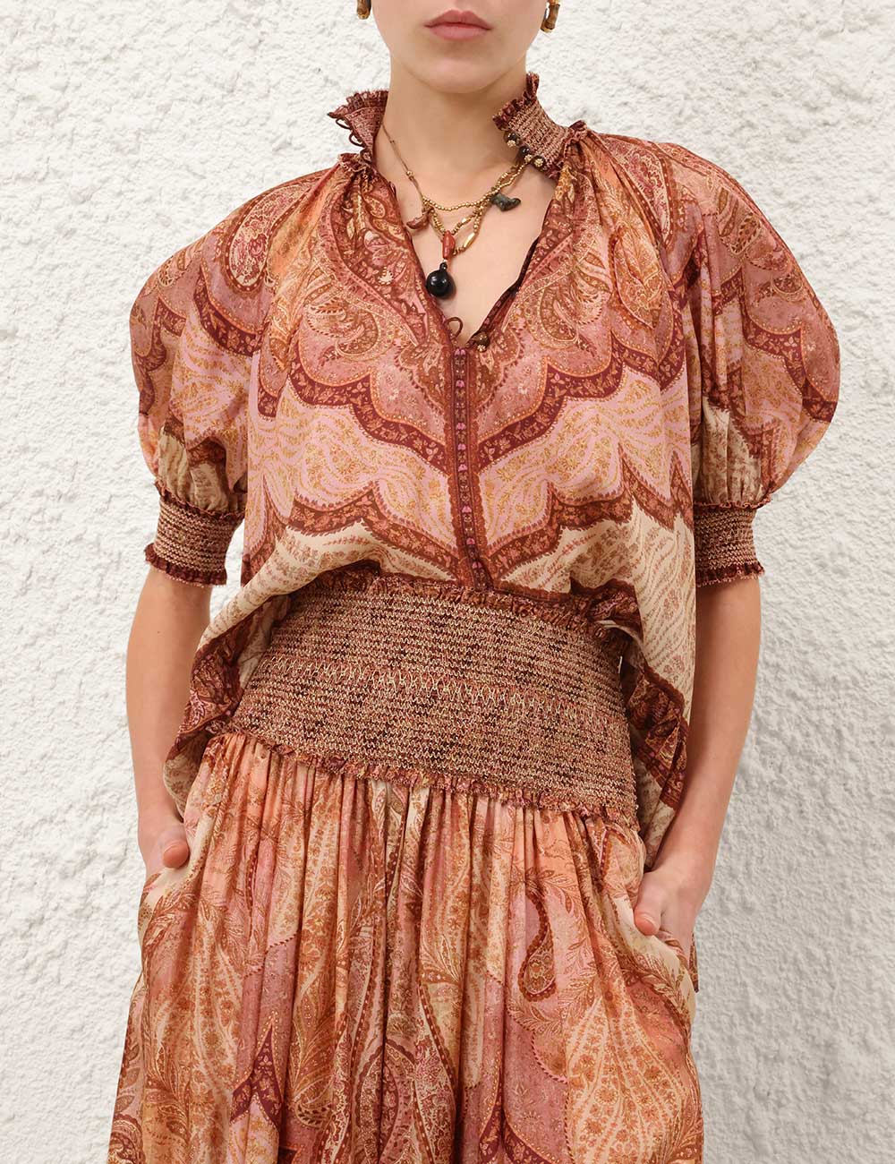 Blusa con volantes Wanderlust